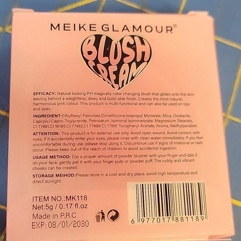 Glamour blush dream
